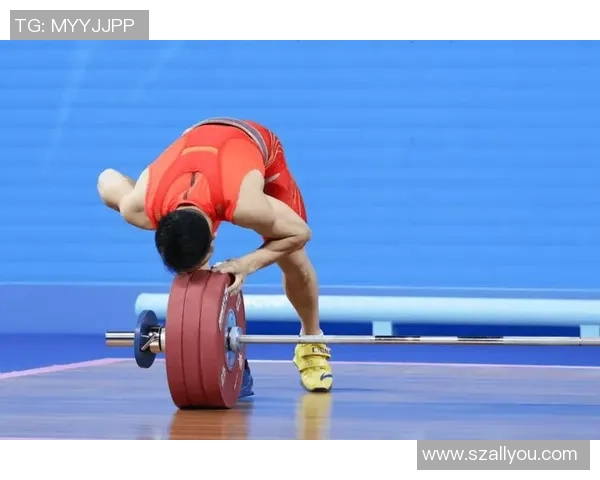 吻别杠铃 传承酷爱!石智勇以全运三连冠谢幕 未来仍不会脱离举重赛场 吻别杠铃 传承酷爱!石智勇以全运三连冠谢幕 未来仍不会脱离举重赛场